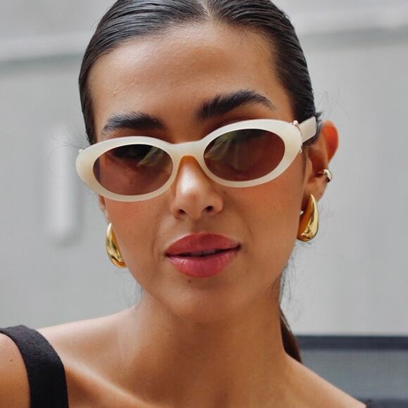 New, FENDI Sunglasses FE40140U 57E  Authentic - Picture 4 of 13